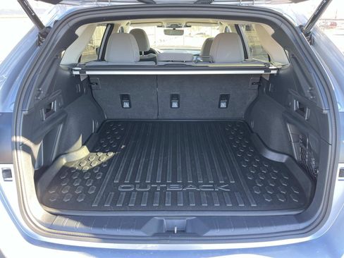 Used 2024 Subaru Outback Premium image 19