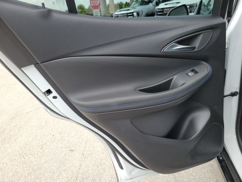 Used 2025 Buick Encore GX Sport Touring w/ Comfort Package FWD image 26