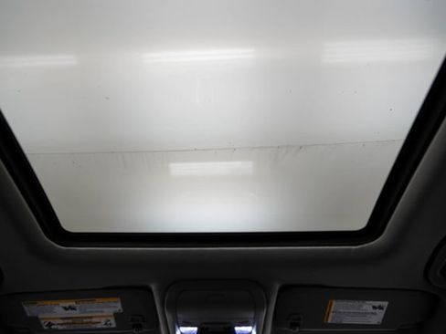 Used 2020 Chevrolet Equinox Premier AWD/4WD image 26