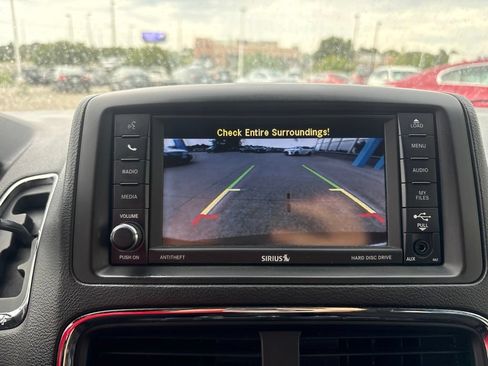 Used 2017 Dodge Grand Caravan SE FWD image 19