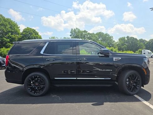 New 2026 GMC Yukon Elevation AWD/4WD image 17
