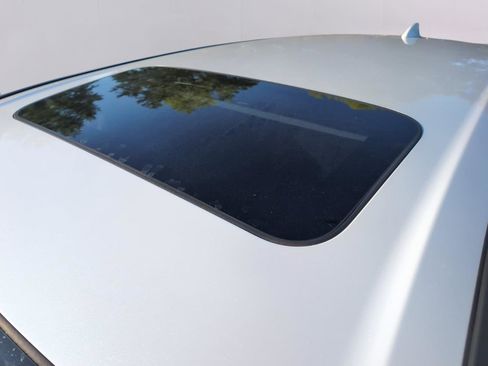 Used 2024 Honda CR-V EX image 37