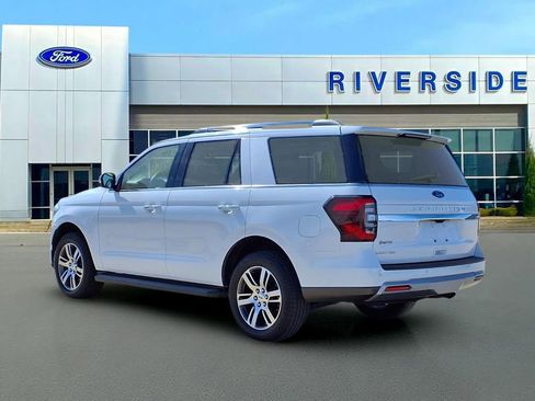Used 2024 Ford Expedition Limited image 4