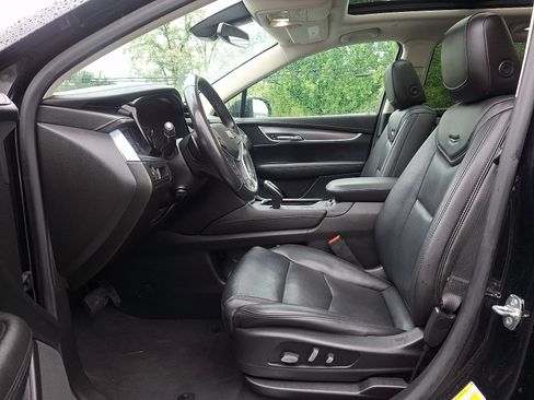 Used 2019 Cadillac XT5 Luxury AWD/4WD image 13