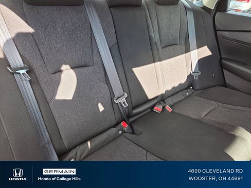 Certified 2023 Honda Accord EX image 21