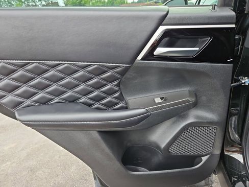 Used 2022 Mitsubishi Outlander SEL image 29