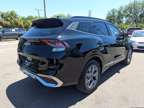 Certified 2023 Kia Sportage SX image 7