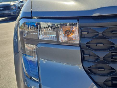 New 2026 Ford Maverick XL image 7