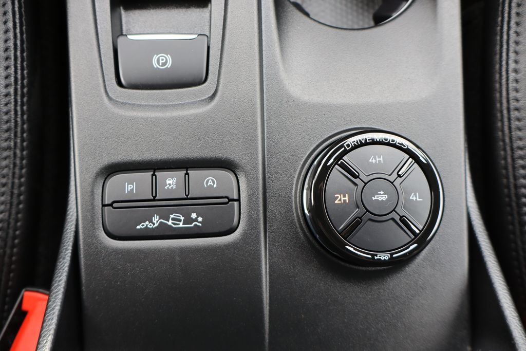 Used 2026 Ford Ranger Lariat w/ FX4 Off-Road Package AWD/4WD image 30