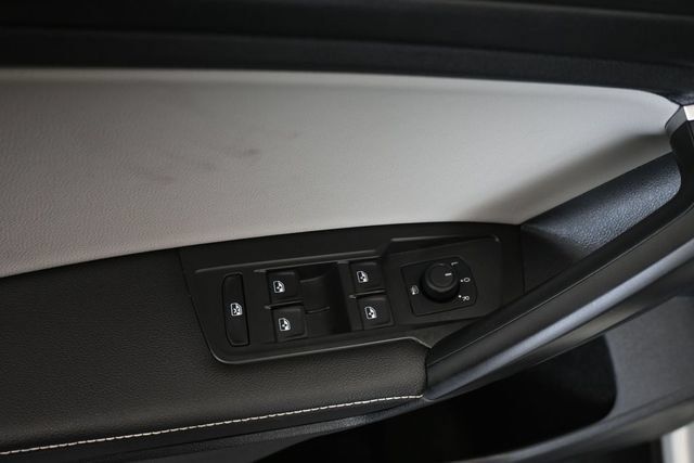 Used 2023 Volkswagen Tiguan S FWD image 12