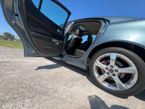 Used 2006 Pontiac Grand Prix GXP w/ Sun And Sound Package FWD image 14