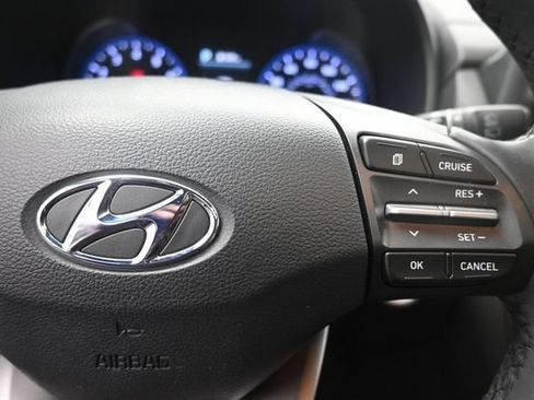 Used 2020 Hyundai Kona SEL Plus AWD/4WD image 14
