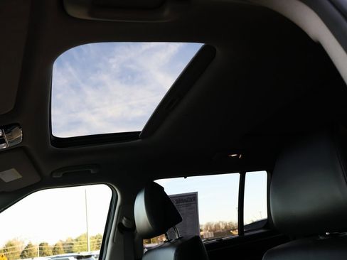 Used 2024 Hyundai Santa Fe Limited image 28