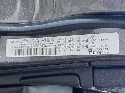 Used 2018 Jeep Grand Cherokee Limited image 30