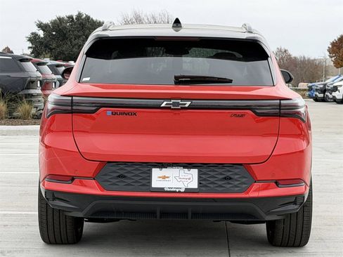 New 2026 Chevrolet Equinox EV RS image 5