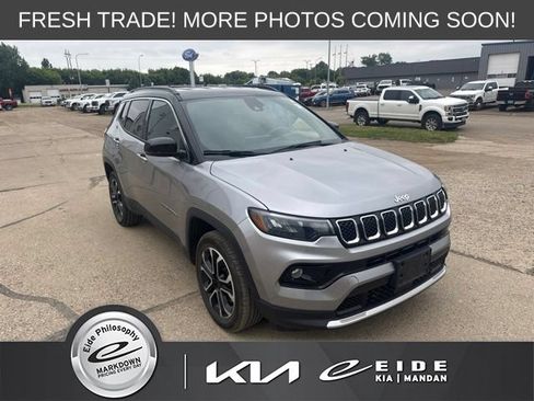 Used 2023 Jeep Compass Limited AWD/4WD image 1