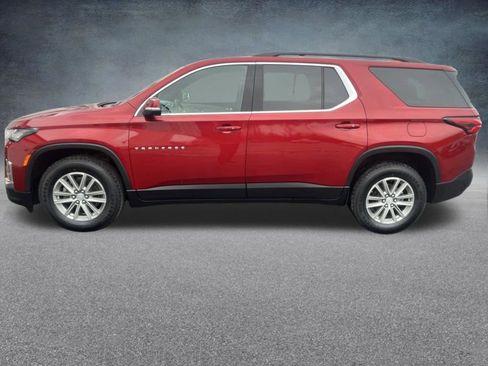 Used 2023 Chevrolet Traverse LT AWD/4WD image 9