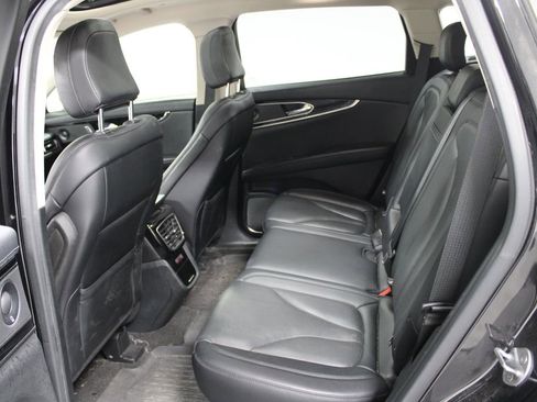 Used 2021 Lincoln Nautilus Reserve w/ Equipment Group 201A image 19