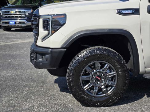 Certified 2026 GMC Sierra 1500 AT4X AWD/4WD image 8