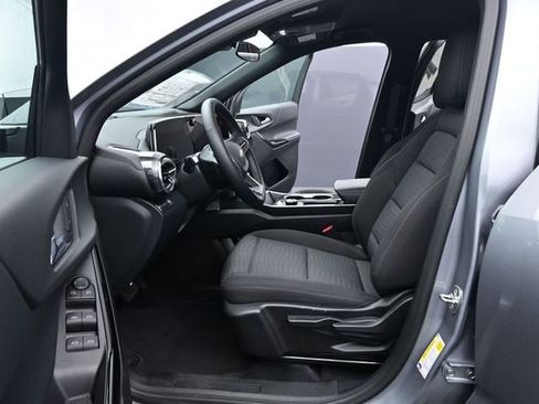 Used 2026 Chevrolet Equinox LT AWD/4WD image 10