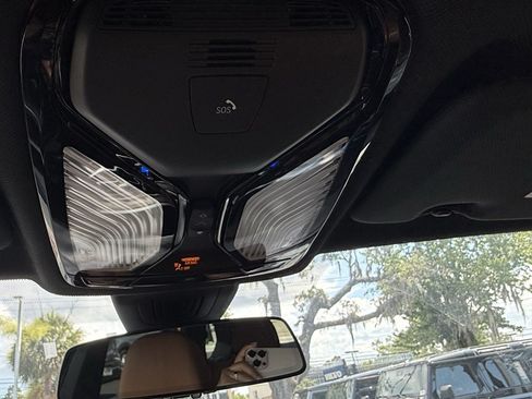 Used 2022 BMW X5 M50i AWD/4WD image 29