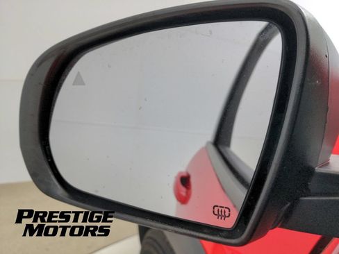 Used 2019 Jeep Cherokee Trailhawk w/ Cold Weather Group AWD/4WD image 19