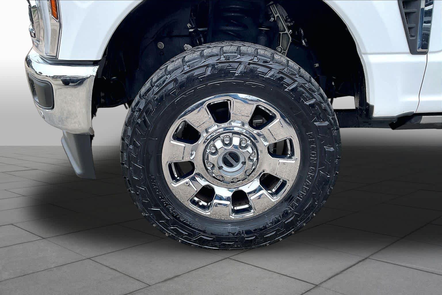 Used 2024 Ford F250 King Ranch w/ Chrome Package AWD/4WD image 10