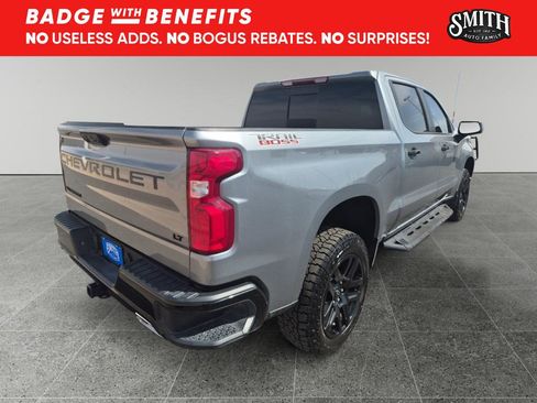 Used 2025 Chevrolet Silverado 1500 LT Trail Boss w/ Convenience Package II AWD/4WD image 4