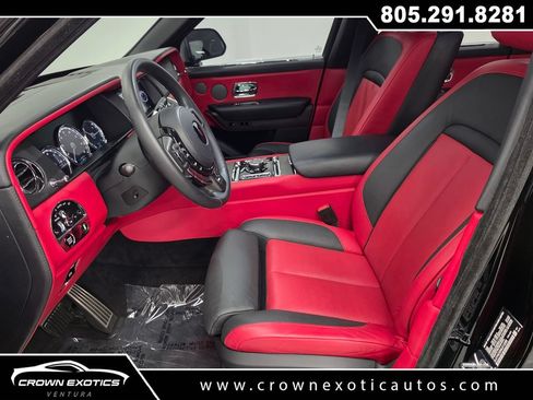 Used 2022 Rolls-Royce Cullinan w/ Interior Detailing Package AWD/4WD image 34