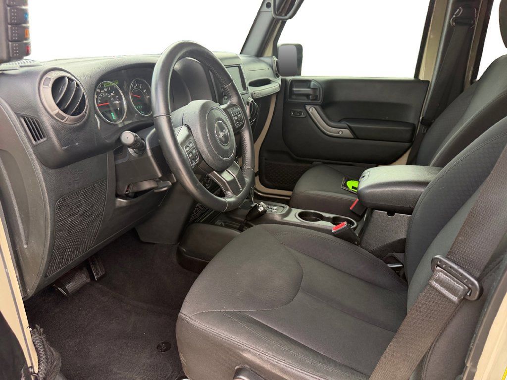Used 2018 Jeep Wrangler Unlimited Sport S AWD/4WD image 10