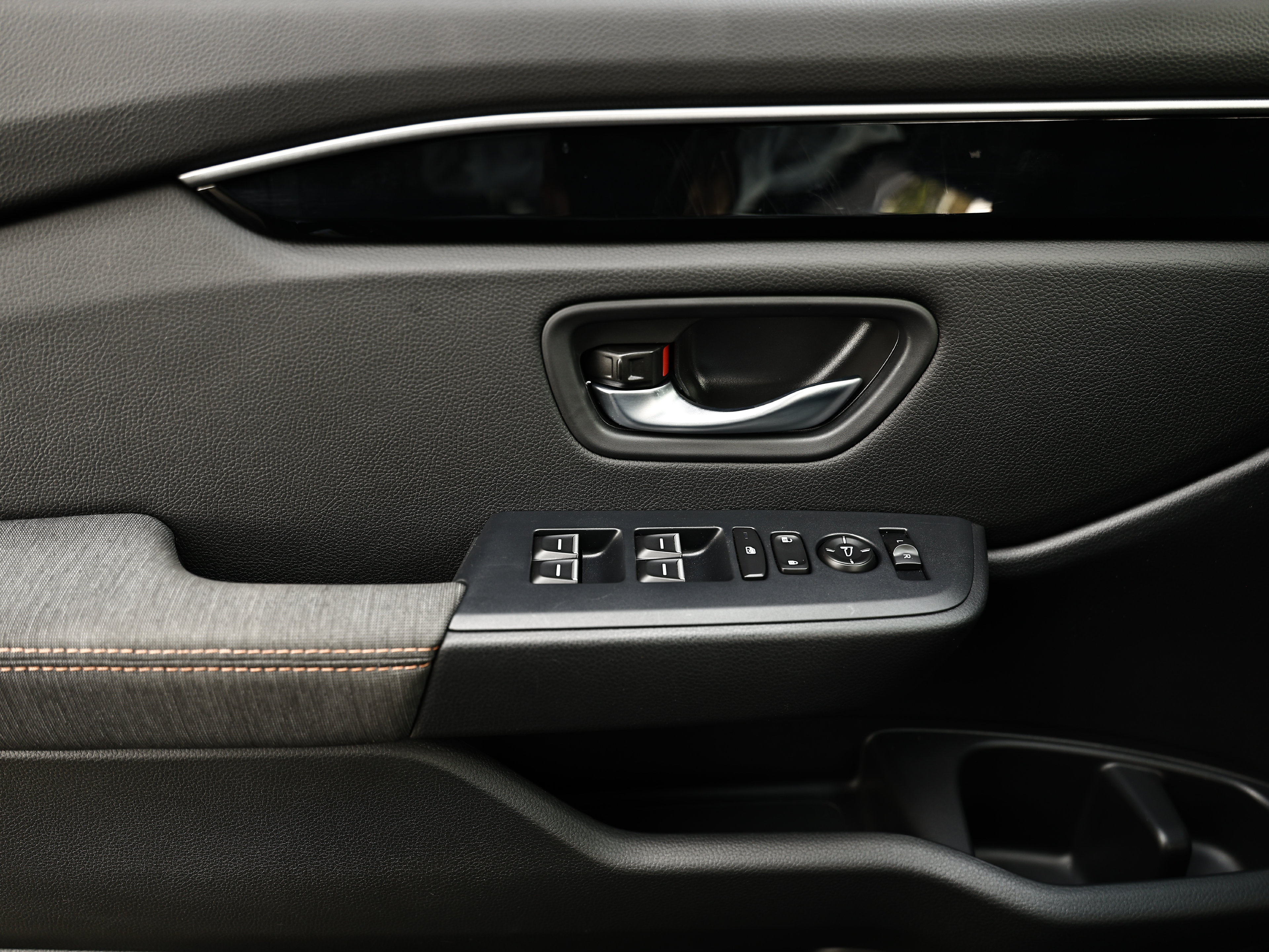 Certified 2026 Honda Pilot Sport image 15