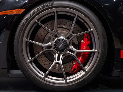Used 2026 Porsche 911 GT3 w/ Chrono Package RWD image 9