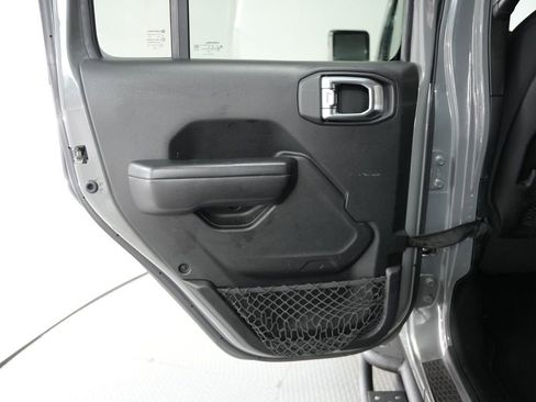Used 2020 Jeep Wrangler Unlimited Rubicon AWD/4WD image 38