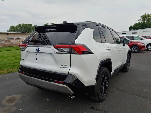 Used 2024 Toyota RAV4 XSE AWD/4WD image 6