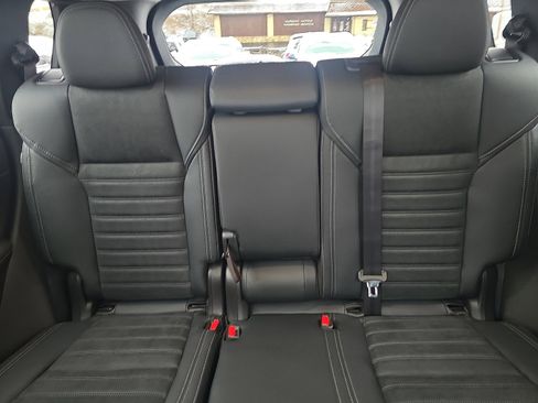 New 2026 Mitsubishi Outlander SE image 24