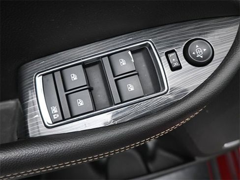 Used 2017 Chevrolet Impala Premier w/ Enhanced Convenience Package image 13