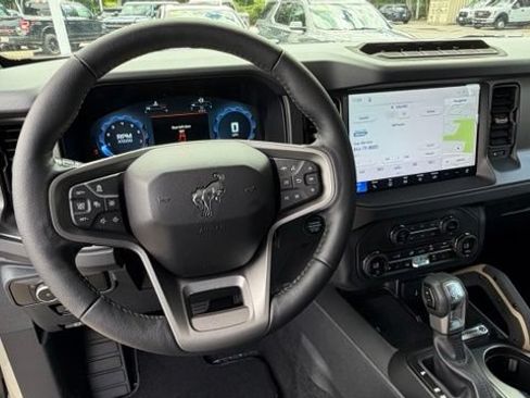 New 2026 Ford Bronco Badlands AWD/4WD image 13