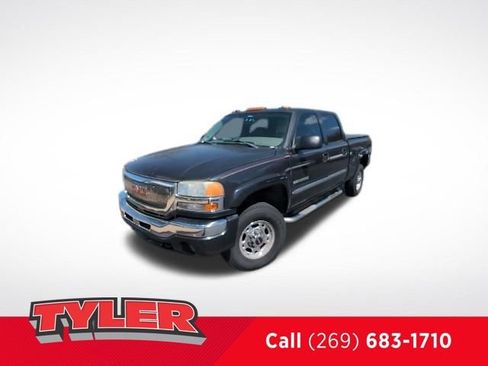 Used 2004 GMC Sierra 2500 SLT w/ Skid Plate Package image 1