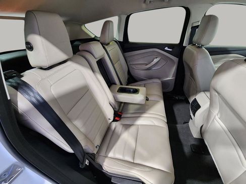 Used 2019 Ford Escape SEL image 28