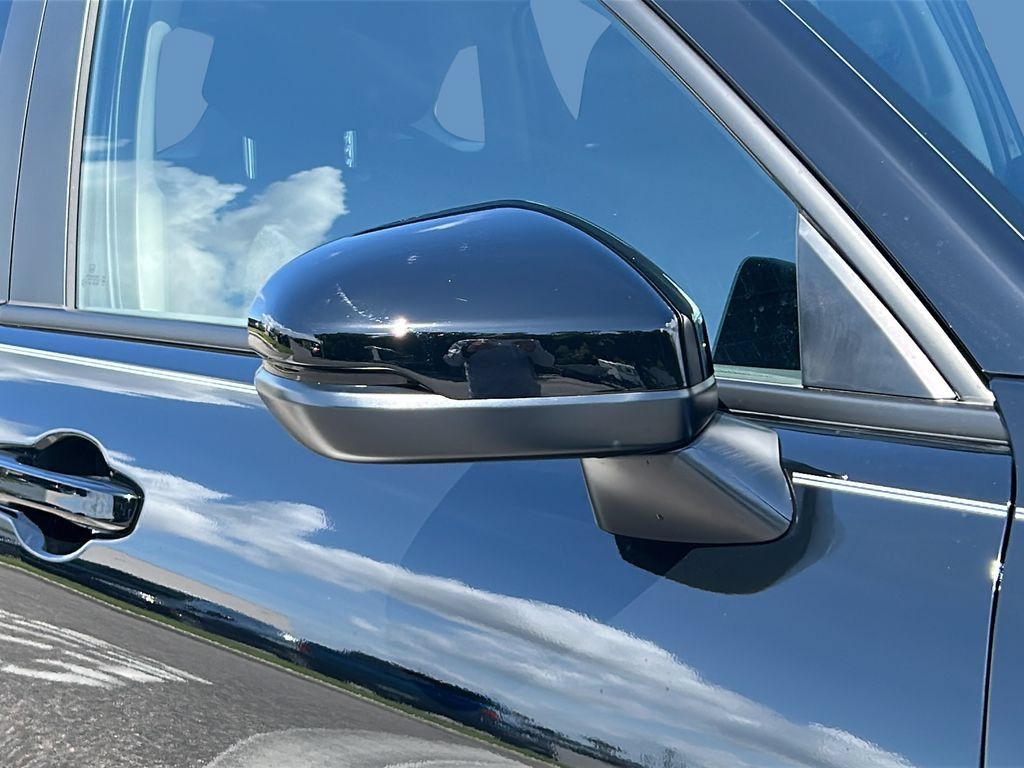 New 2027 Honda HR-V LX image 11