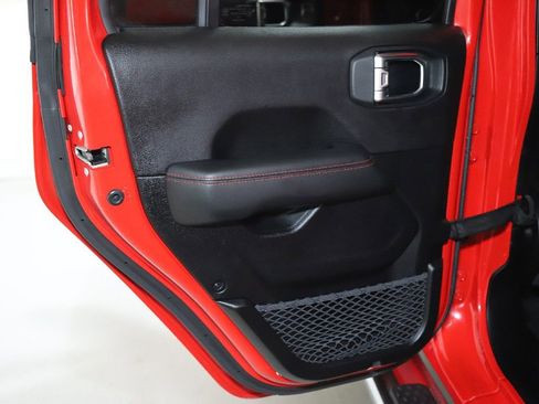 Used 2020 Jeep Gladiator Rubicon image 13