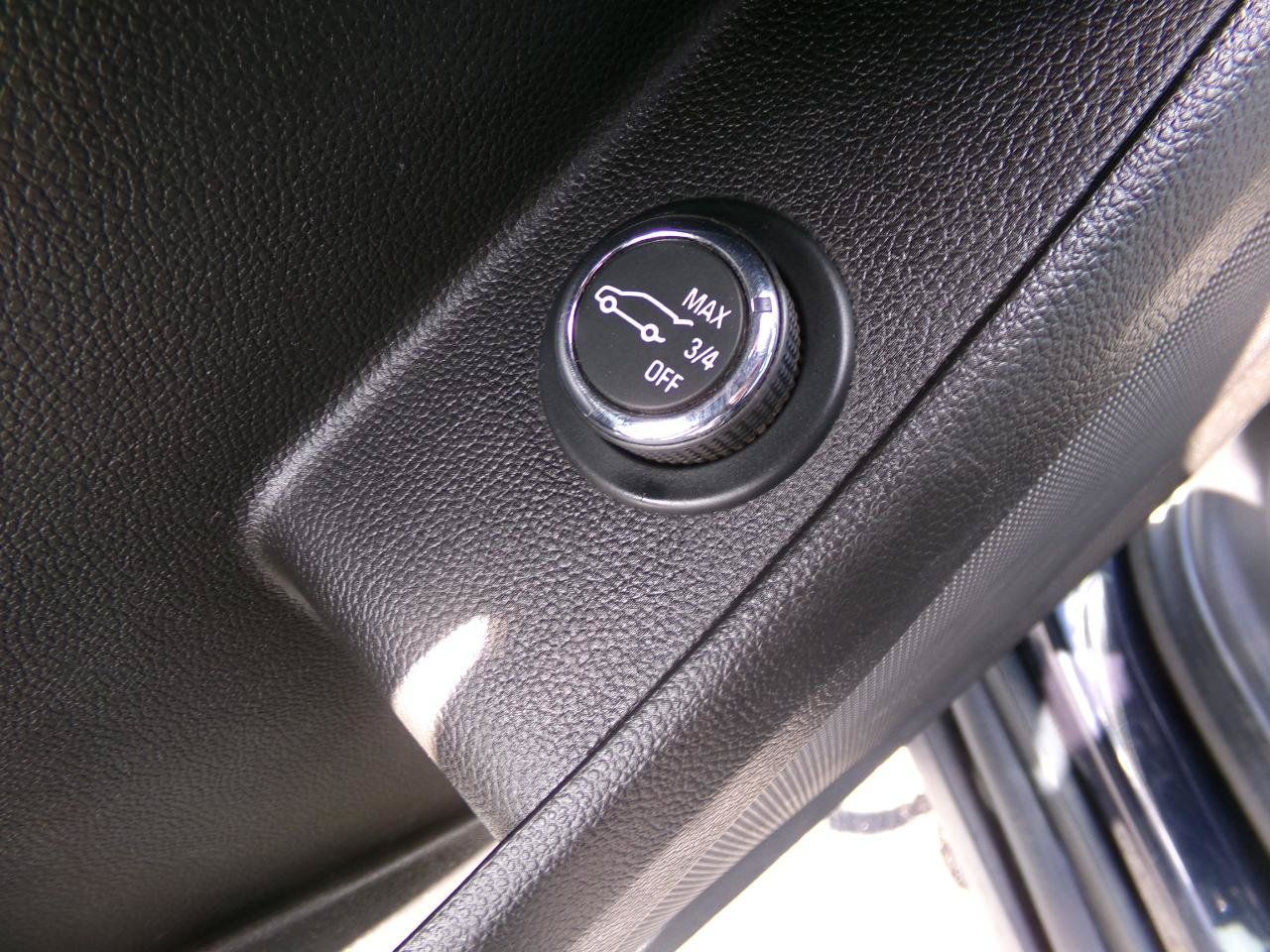Used 2020 Chevrolet Traverse LT AWD/4WD image 11