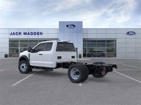 New 2025 Ford F550 4x4 SuperCab Super Duty w/ XL Chrome Package image 4