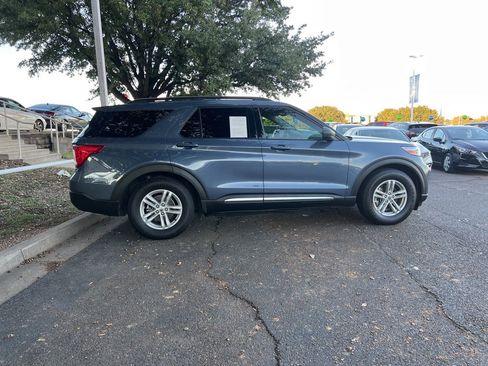 Used 2021 Ford Explorer XLT image 8