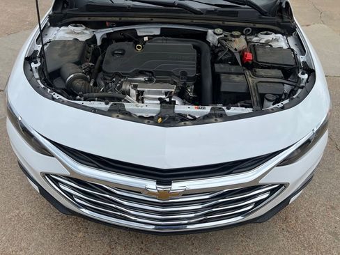 Used 2024 Chevrolet Malibu LT FWD image 13