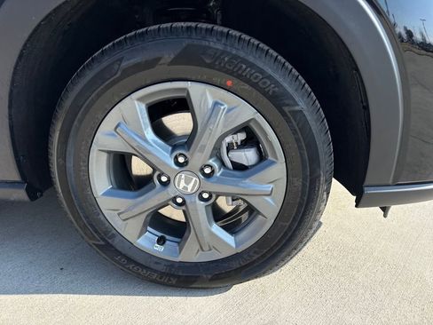 New 2026 Honda HR-V LX image 10