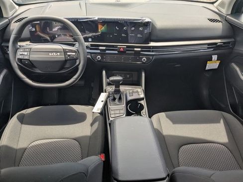 New 2026 Kia Sportage LX w/ LX Convenience Package FWD image 15
