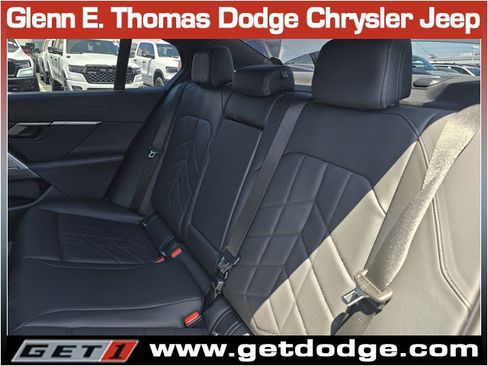 Used 2025 BMW 530i w/ M Sport Package RWD image 26