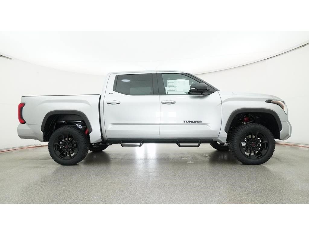 New 2025 Toyota Tundra SR5 AWD/4WD image 28