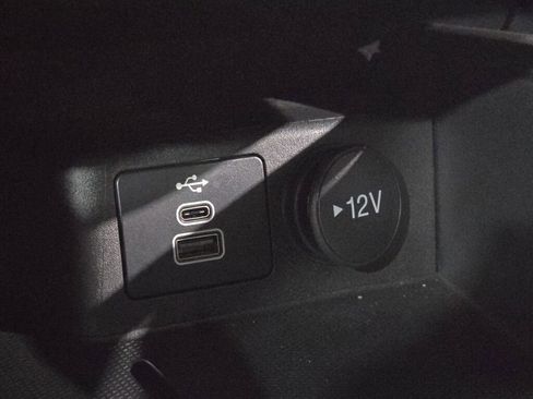New 2025 Ford Escape SE w/ Class II Trailer Tow Package FWD image 31